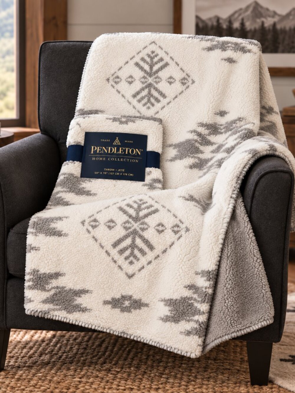 Pendleton Home Collection Ivory and Grey Icon Sherpa Throw Blanket